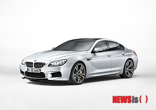 【서울=뉴시스】BMW 코리아는 28일 일산 킨텍스에서 개막한 '2013 서울모터쇼'에서 '뉴 M6 그란 쿠페'를 아시아 최초로 공개했다. (사진= BMW 코리아 제공) photo@newsis.com 
