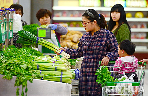 [올댓차이나]중국 8월 소비자 물가 2.3%↑…생산자 물가 4.6%↑