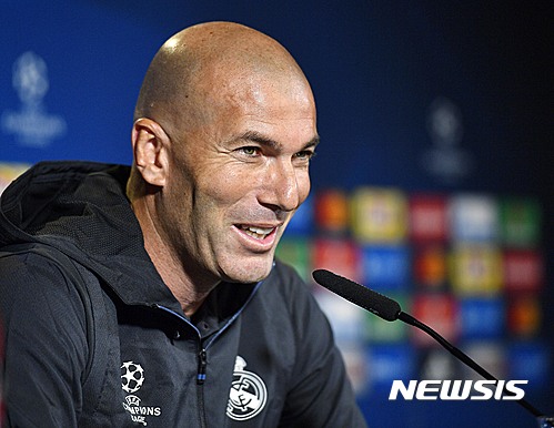 Real Madrid head coach Zinedine Zidane talks during a press conference prior to the Champions League Group F soccer match between Borussia Dortmund and Real Madrid in Dortmund, Germany, Monday, Sept. 26, 2016. (AP Photo/Martin Meissner)