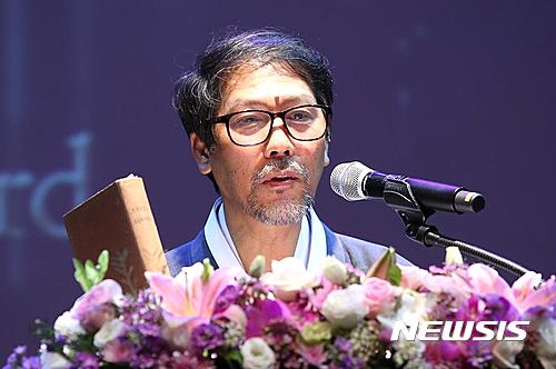  서지학자 김연갑