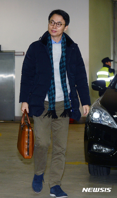 점점 업그레이드 되가는 이규철 특검보 패션 | 인스티즈