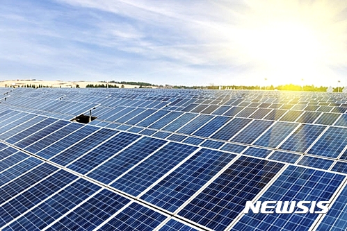 【제주=뉴시스】제주 서귀포시는 올해 총사업비 1억4400만원을 투자해 태양광 발전시설 45㎾를 보급한다. (뉴시스 DB)