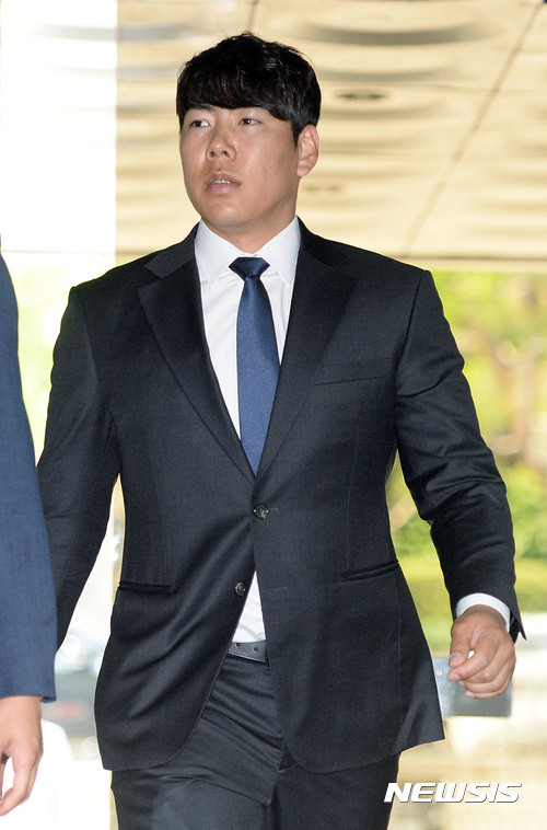 associate_pic4