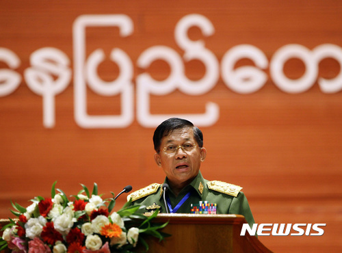 미얀마 軍 최고사령관 "언론이 로힝야 수 과장" 
