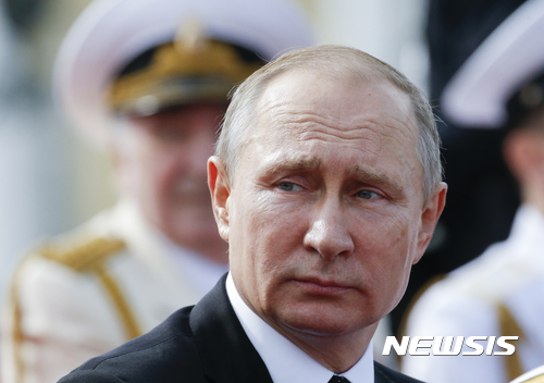 【상트페테르부르크 (러시아) = AP/뉴시스】 블라디미르 푸틴 러시아 대통령.