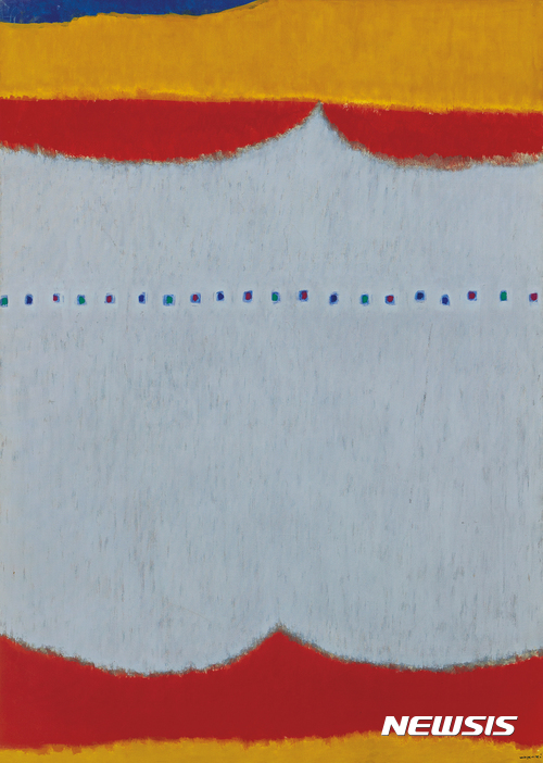 【서울=뉴시스】김환기, Sounding-3-VIII-68 #32, oil on canvas, 177×126cm, 1968, 추정가 15억~25억원