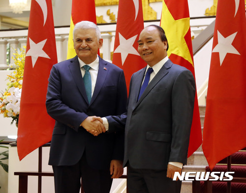 베트남·터키 총리, 무역 및 투자증진 합의  