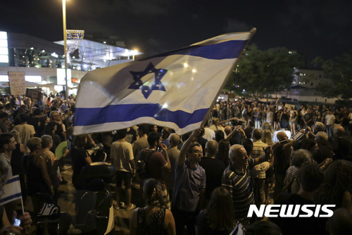 이스라엘서 대규모 네타냐후 비판 시위