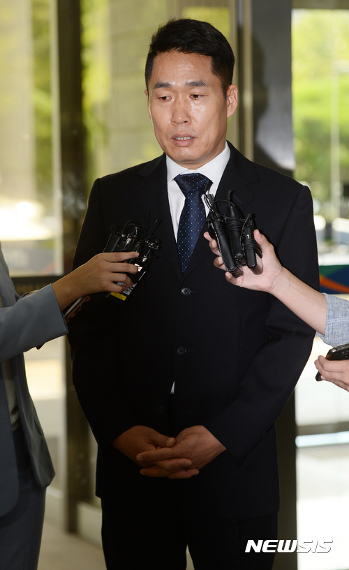associate_pic4