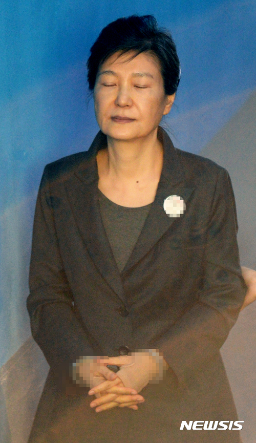associate_pic4