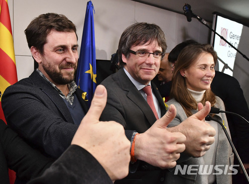 카탈루냐 시민들, 분리독립 정당 택했다…푸지데몬 승리선언