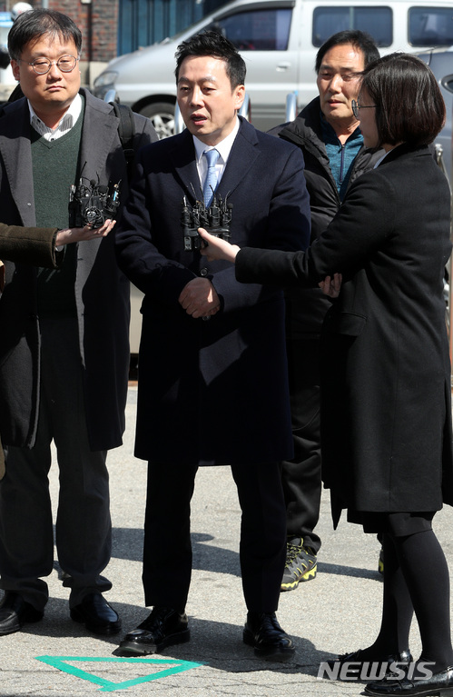 associate_pic4