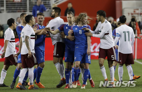 멕시코, 아이슬란드에 3-0 승리···A매치 4경기 무패 