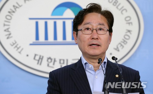 민주당 "깜도 안 되는 특검만을 위한 국회 정상화 안돼"