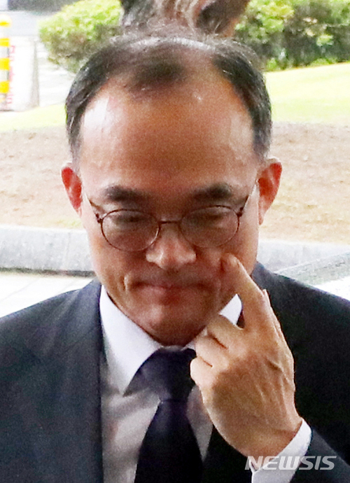 associate_pic4