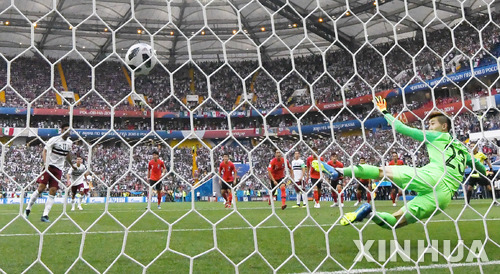 (180623) -- ROSTOV-ON-DON, June 23, 2018 (Xinhua) -- Carlos Vela of Mexico scores a penalty kick during the 2018 FIFA World Cup Group F match between South Korea and Mexico in Rostov-on-Don, Russia, June 23, 2018. (Xinhua/Chen Yichen) 