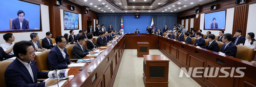 associate_pic4