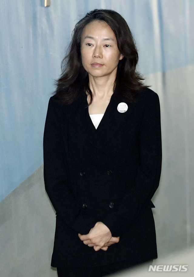 associate_pic4