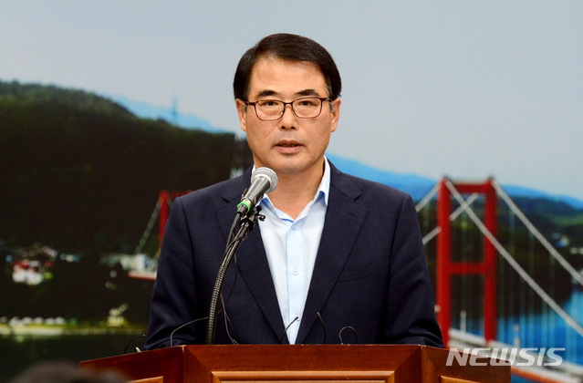 장충남 남해군수, 지역현안 관련 언론브리핑 개최