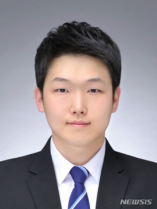 associate_pic4