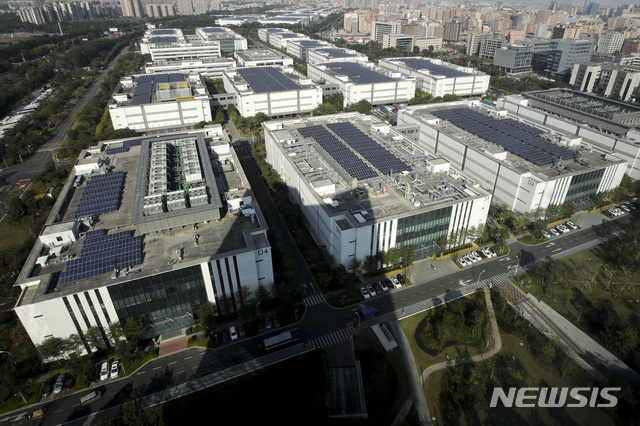 This shows Huawei research and development centre in Dongguan in south China&#039;s Guangdong province, Tuesday, Dec. 18, 2018. While a top executive of Chinese tech giant Huawei faces possible U.S. charges over trade with Iran, the company&#039;s goal to be a leader in next-generation telecoms is colliding with security worries abroad. Australia and New Zealand have barred Huawei as a supplier for fifth-generation networks, joining the U.S. and Taiwan. Last week, Japan&#039;s cybersecurity agency said Huawei and other vendors deemed risky will be off-limits for government purchases. (AP Photo/Andy Wong)