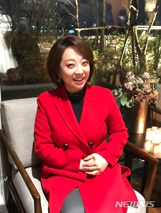 김혜주, 2인연극 '킬링 마티니'의 그녀···문화연예 종합박사