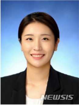 associate_pic5
