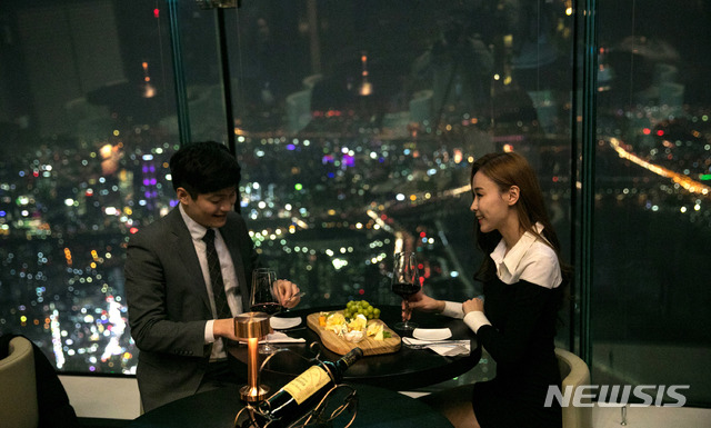 associate_pic4