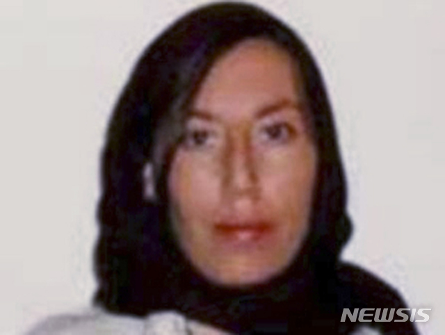【워싱턴=AP/뉴시스】 미 법무부는 이란 측에 기밀을 유출한 혐의로 전직 공군 방첩 전문가 모니카 엘프리데 위트를 기소했다고 13일(현지시간) 밝혔다. 위트는 지난 2013년 이란으로 망명했으며, 전 동료들에 대한 정보를 이란 측에 제공한 것으로 알려졌다. 2019.2.14