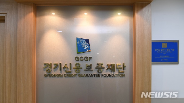 associate_pic
