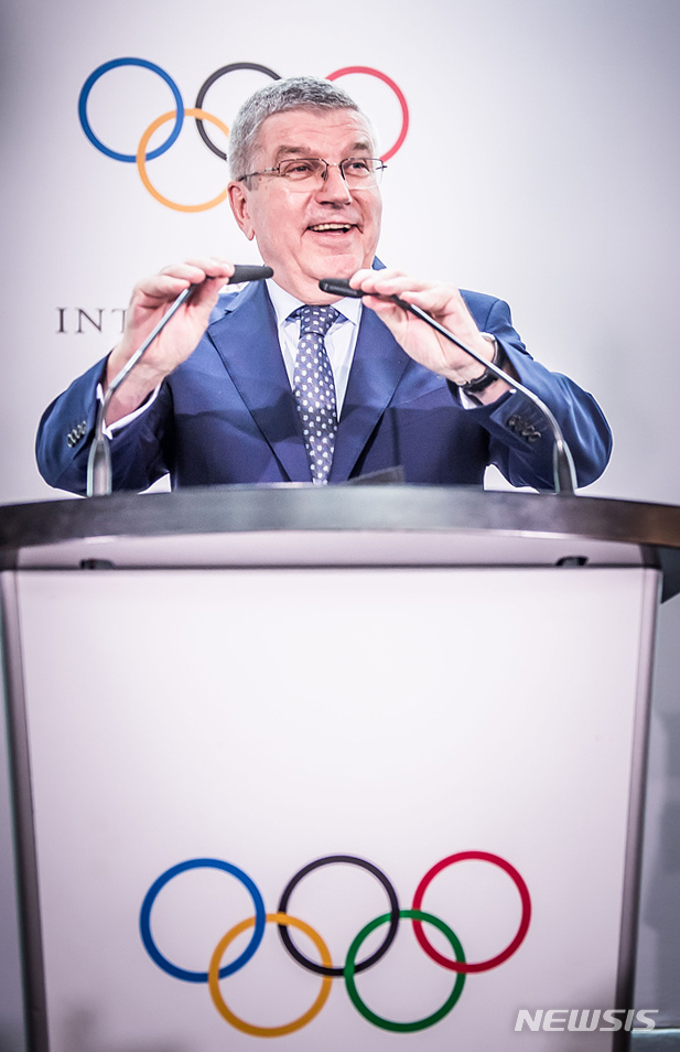 바흐 IOC위원장 "도쿄올림픽 성공 위해 전력으로 준비"