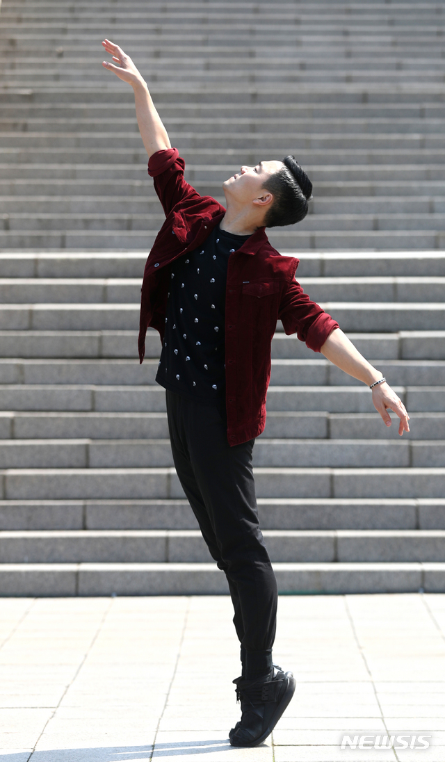 associate_pic4