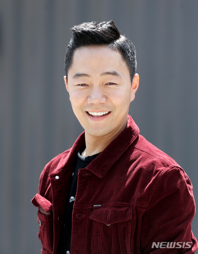 associate_pic4