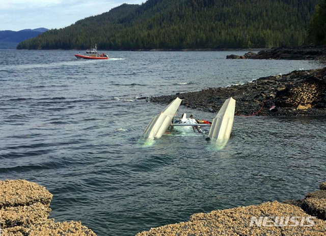 알래스카에서 수상비행기 추락, 역학자등 2명 숨져 