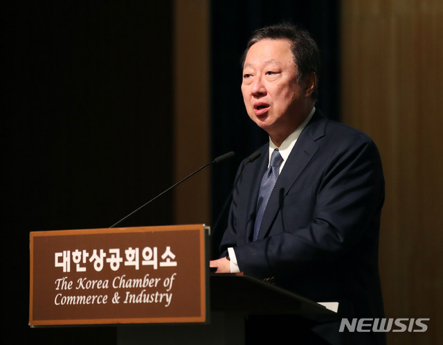 박용만 "기업 역동성과 혁신 의지 높이는 방향으로 韓 역량 결집해야"