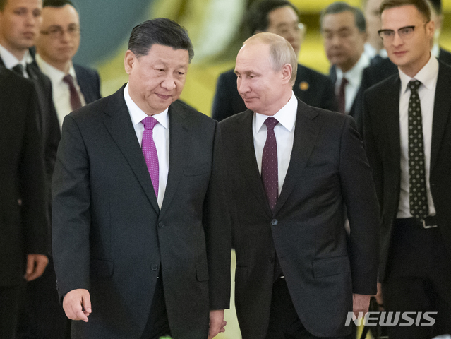 【모스크바=AP/뉴시스】2019년 6월 러시아에서 시진핑 중국 국가주석과 블라디미르 푸틴 러시아 대통령이 회담했다. 2019.06.06.