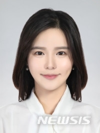 associate_pic