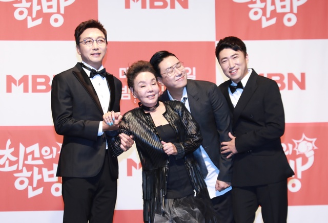 왼쪽부터 탁재훈, 김수미, 이상민, 장동민