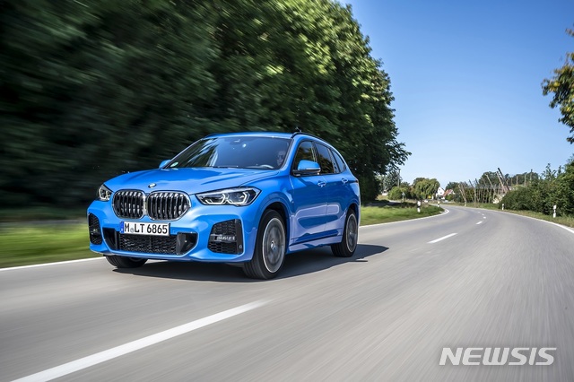 BMW, 가솔린 라인업 강화한 SAV '뉴 1' 국내 출시