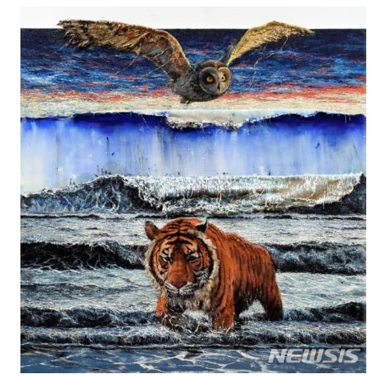 [서울=뉴시스]김남표 Instant LandscapeOwl and tiger Oil and charcoal on canvas 180×175.5cm 2019