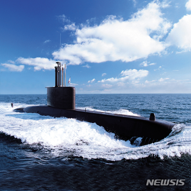 [서울=뉴시스] 대우조선해양이 건조한 대한민국 해군의 장보고-I급 잠수함. (사진=회사 제공)