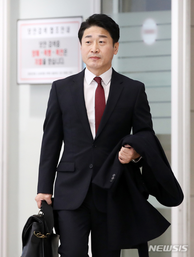 associate_pic4