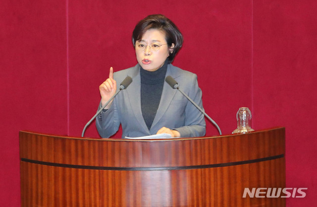 사진은 의사 진행 발언하는 자유한국당 김정재 의원.