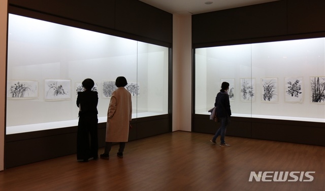 [전주=뉴시스]윤난슬 기자 = 국립전주박물관은 오는 20일부터 30일까지 박물관 시민갤러리에서 '제3회 한국화교실 회원전'을 연다고 19일 밝혔다.(사진=국립전주박물관 제공) 