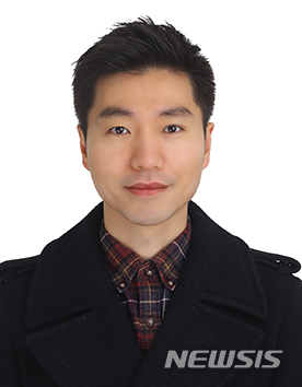 associate_pic