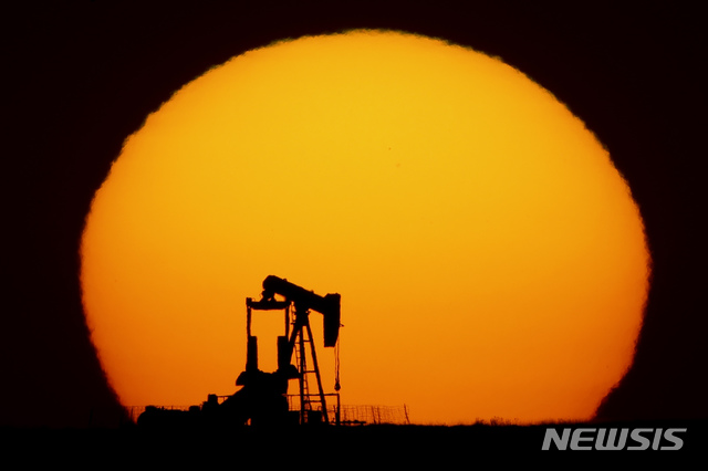 국제유가, 美고용지표 호조 등에 상승…WTI 5.7%↑