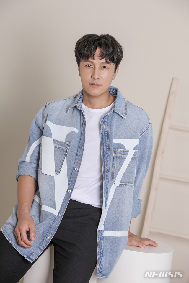 associate_pic4