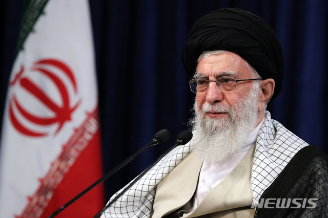 [테헤란=AP/뉴시스]알리 하메네이 이란 최고지도자. 2020.07.31.