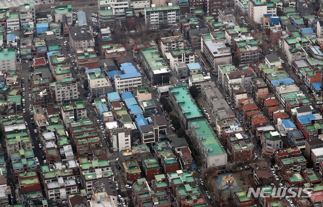 상공에서 보이는 다세대 주택들. 뉴시스DB. <사진은 기사와 직접적인 관련이 없습니다.>