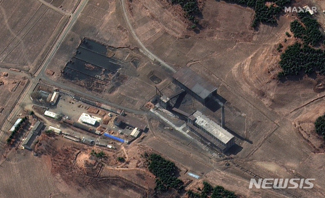 [AP/뉴시스]지난 3월2일(현지시간) 맥사 테크놀로지가 제공한 북한 평안북도 영변 핵시설 단지 위성사진. 2021.05.29.